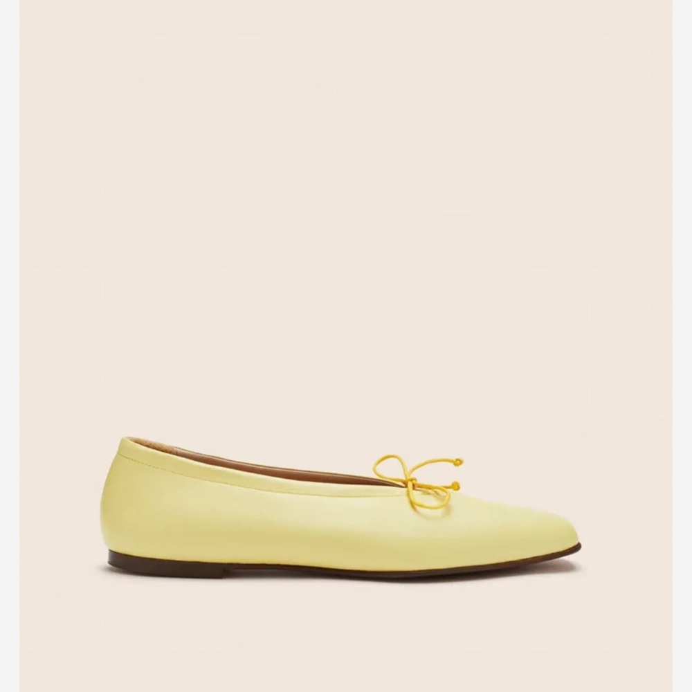 Maguire Prato Ballets Size 41 in Banana